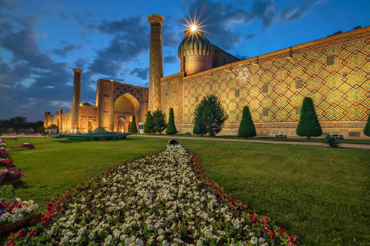 Hotel Gold Camel Registan Samarcanda Exterior foto